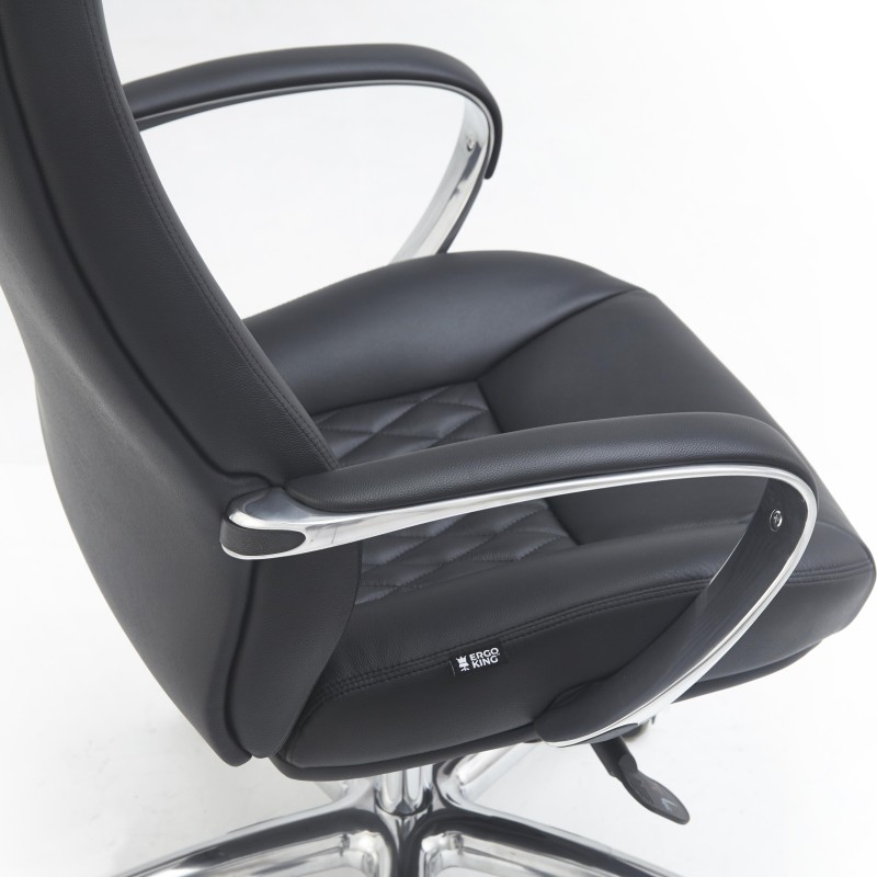 Sillón TINDAYA, diseño ergonómico homologado 8 horas y tapizado en piel natural color negro