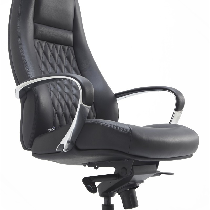 Sillón TINDAYA, diseño ergonómico homologado 8 horas y tapizado en piel natural color negro