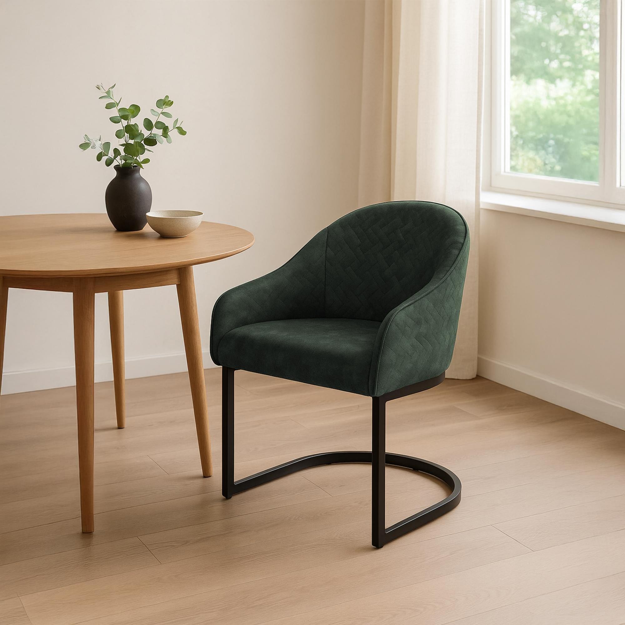 Silla de Confidente TIKA, Grueso Acolchado, Estructura Metálica, en Terciopelo color Crema